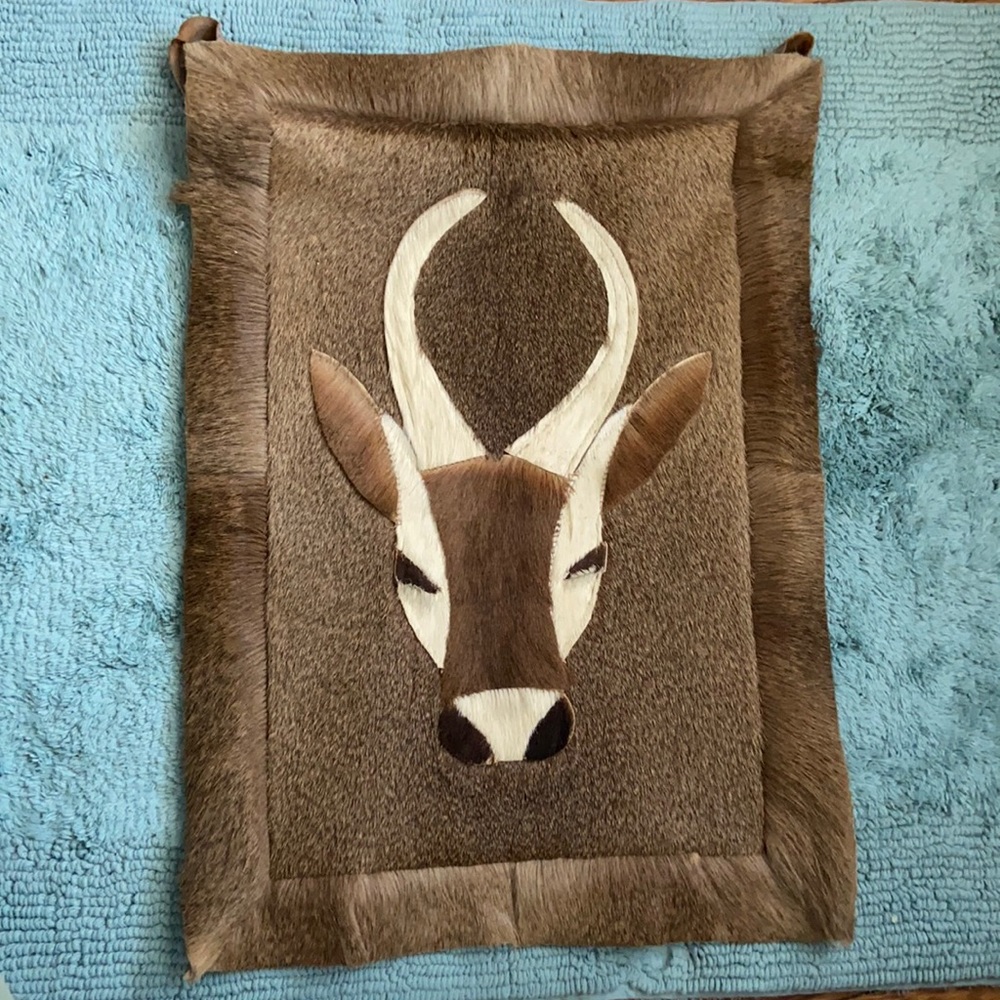 Gazelle face made of real gazelle leather from South Africa decoration portrait